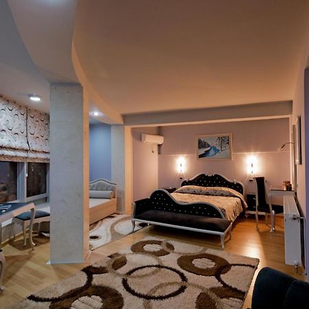 Hotel Kocibelli Pool & Spa Korce Extérieur photo