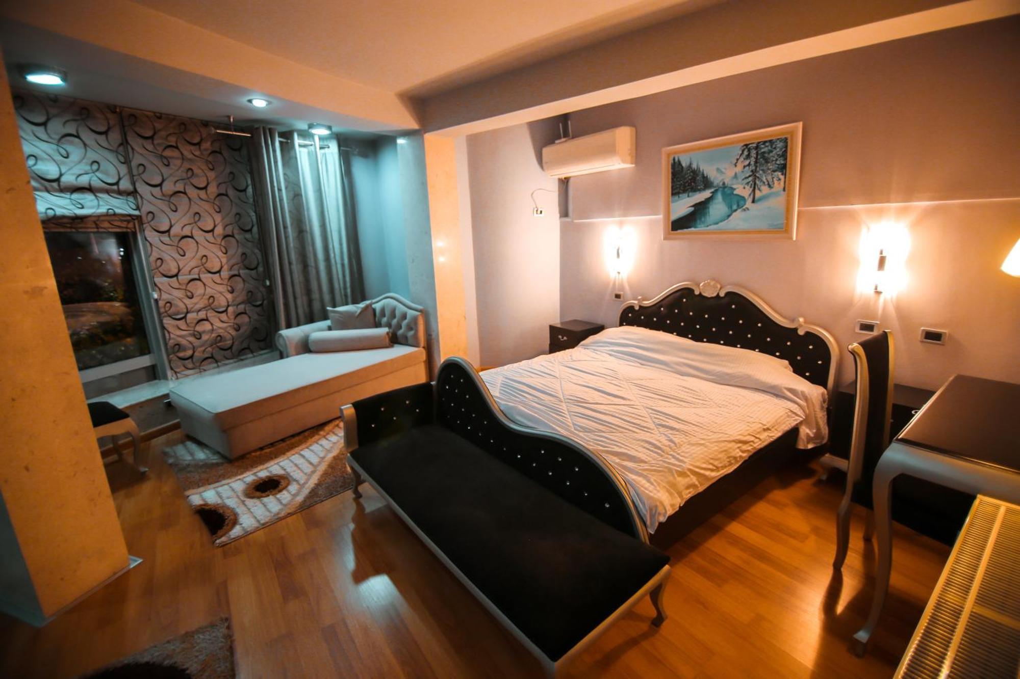 Hotel Kocibelli Pool & Spa Korce Extérieur photo