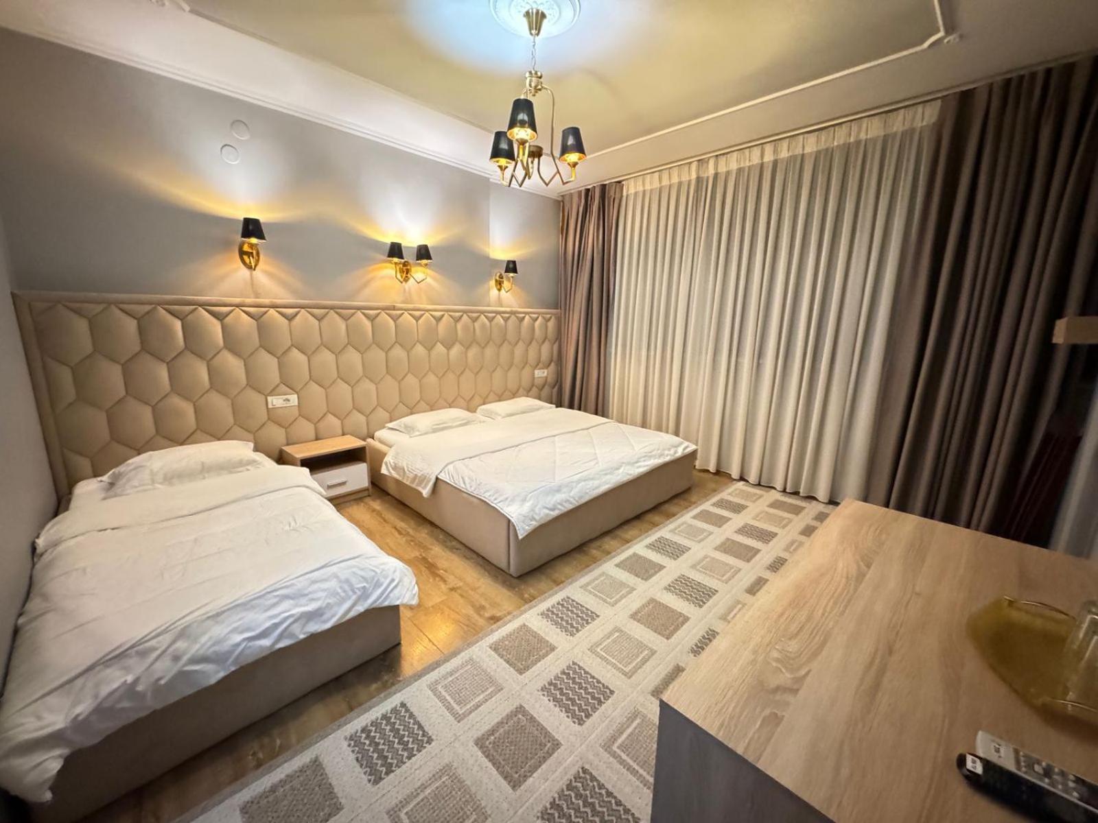 Hotel Kocibelli Pool & Spa Korce Extérieur photo