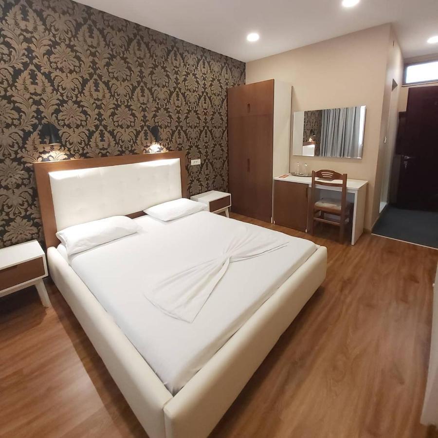 Hotel Kocibelli Pool & Spa Korce Extérieur photo